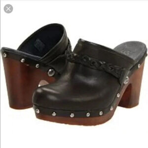 Ugg Kaylee Leather Clogs